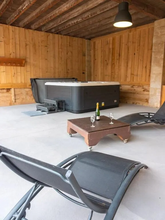 Les Sechoirs Piscine Et Spa Privatifs Saint-Romans  France